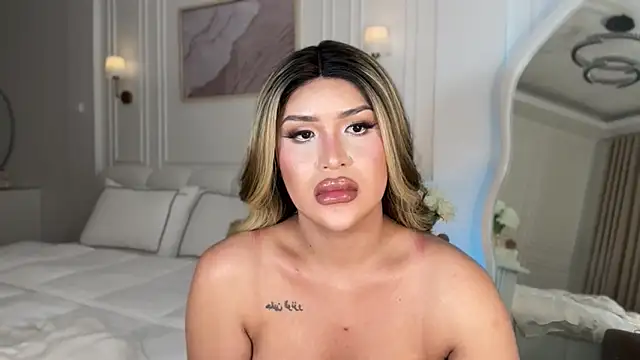 Your_Majesty_Tyra Webcam-Show