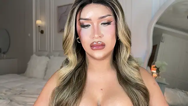 عرض كام Your_Majesty_Tyra