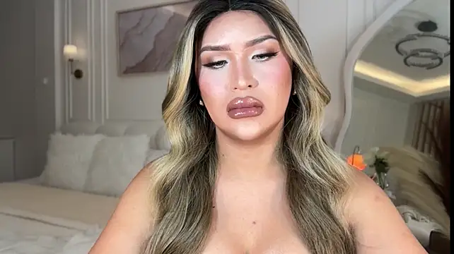 Your_Majesty_Tyra Webcamshow