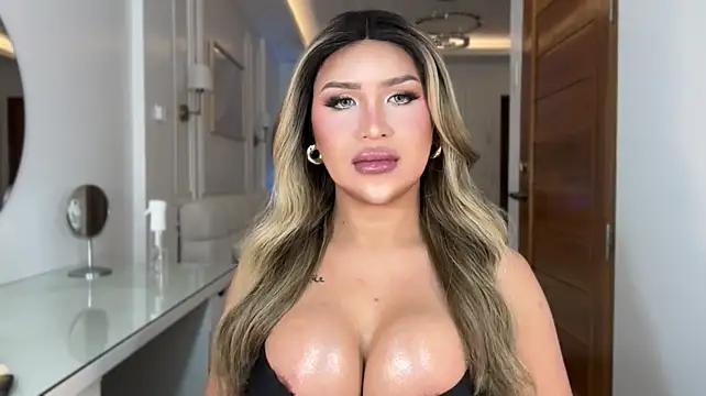 Your_Majesty_Tyra – webcam-show