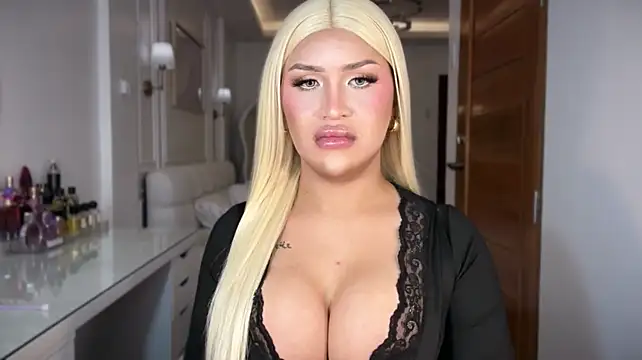 Your_Majesty_Tyra's Webcam Show