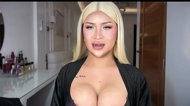 Your_Majesty_Tyra Webcam-Show