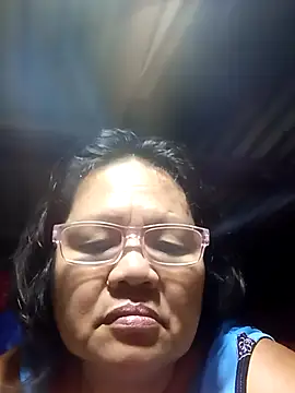 Chubbysweetmom 网络视讯表演