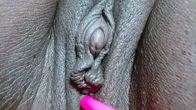 morenahott1's Live XXX Chat