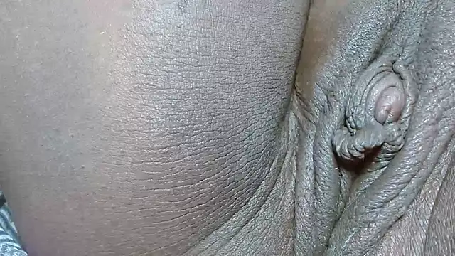 Show modela morenahott1 na web-kameri