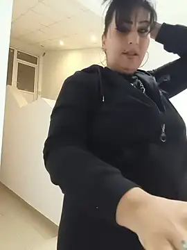 PerfectMom's Live XXX Chat