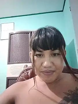 sexyts69xx Show in webcam