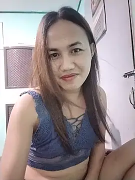 sexyts69xx Show in webcam