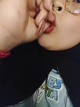 Elinaaxのウェブカメラショー