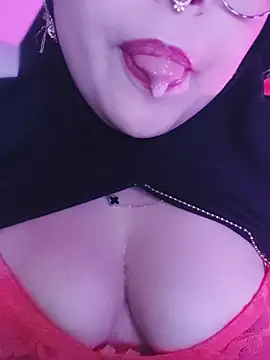 Chat XXX en directo de Elinaax