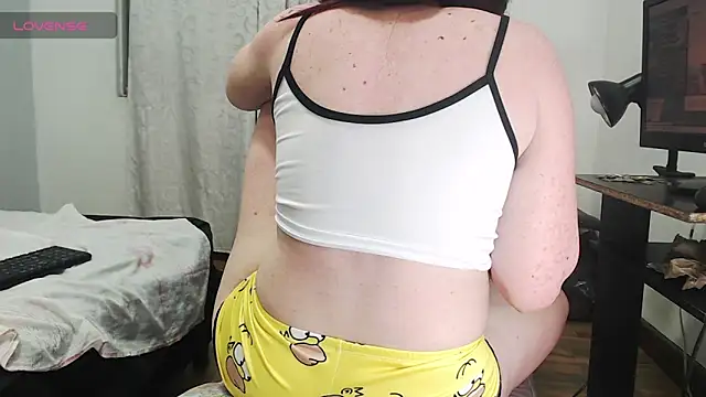 Kittywhiteass Pertunjukan Webcam