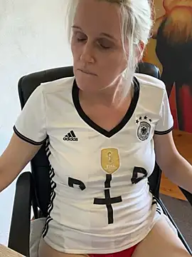 Tinny84 Webcam-Show