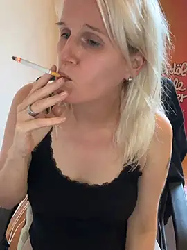 Tinny84 – webcam-show