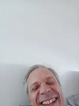Almadaxxx Cameră chat live