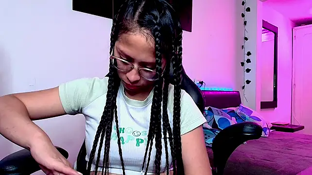 Chat XXX en directo de yesie_hot