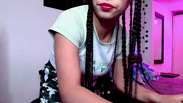 yesie_hot's Webcam Show
