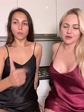 Keep_us_wild Webcam Show