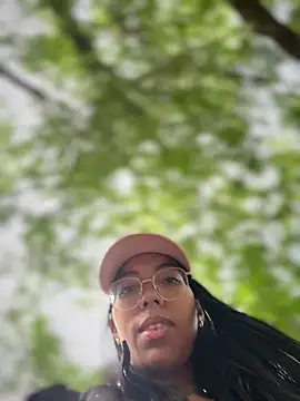 Pokazy przed kamerką – SheenaBrooke