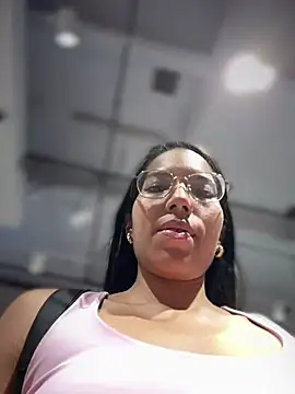 XXX chat uživo modela SheenaBrooke