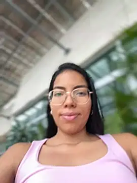 הופעת וובקאם של SheenaBrooke