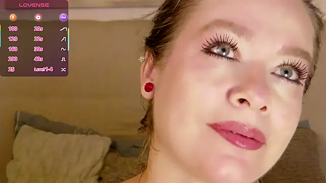 XXX chat uživo modela PetersEmily