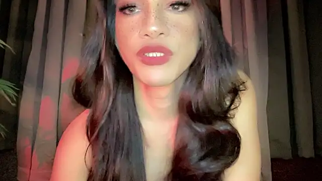 BaffledLensman Show in webcam
