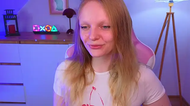 evangel1ne Adlı Modelin Canlı XXX Sohbeti