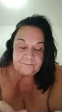 Yaya_Mineira 라이브 XXX 채팅