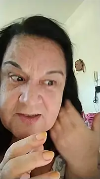 Chat XXX en directo de Yaya_Mineira