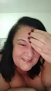 Yaya_Mineira's Live XXX Chat
