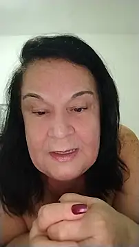 Yaya_Mineira's Live XXX Chat