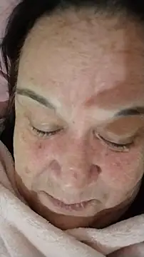 Yaya_Mineira live XXX chat