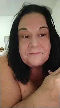 Yaya_Mineira élő XXX-chatje
