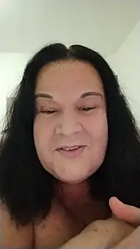 Živý XXX chat Yaya_Mineira