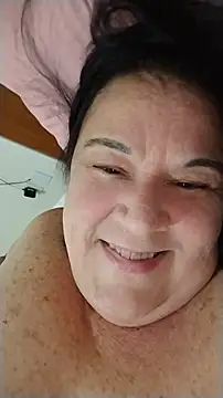 Yaya_Mineira Chat XXX live