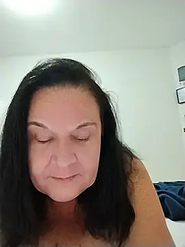 YayaMineira's Live XXX Chat