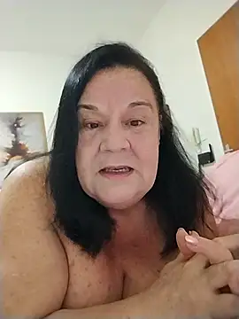 YayaMineira Live XXX-Chat