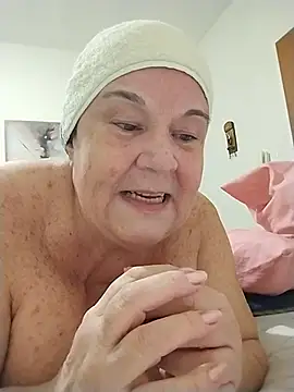 YayaMineira Live XXX-chat