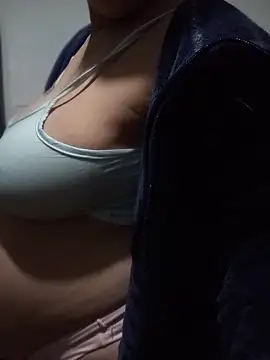 Chatroom XXX en direct de mica_sweet11