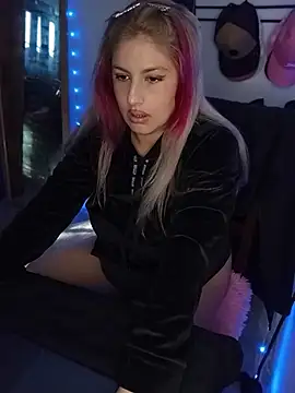 mica_sweet11's Live XXX Chat