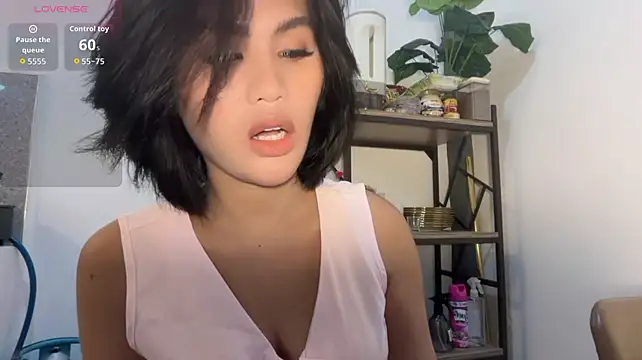 Paloma_143 ওয়েবক্যাম শো