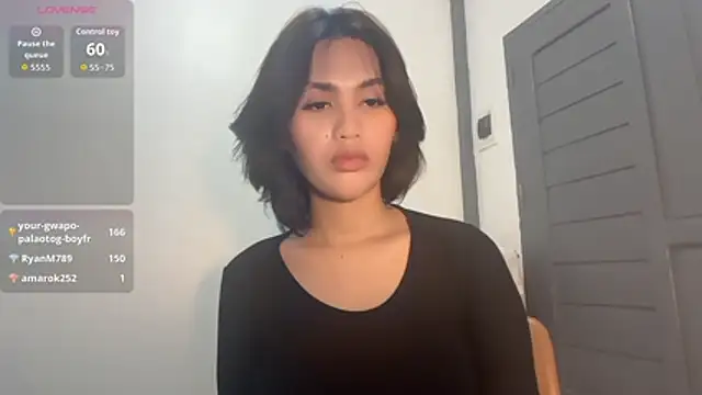 Paloma_143 Webcam Show
