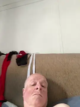 locallad88's Webcam Show