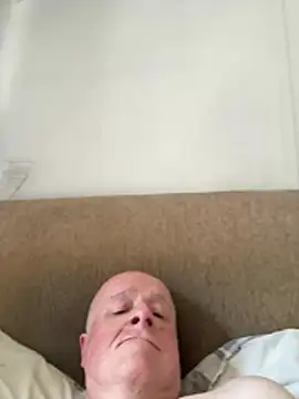 locallad88's Webcam Show