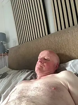 locallad88 Show in webcam