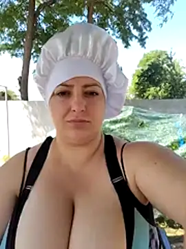 AMYRA_HOT Live chatroom