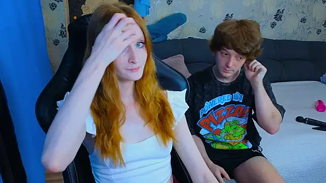 lakmsrrrmrrr's Webcam Show