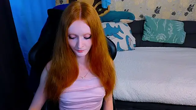 lakmsrrrmrrr's Webcam Show