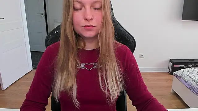 stacy_miracle Adlı Modelin Canlı XXX Sohbeti