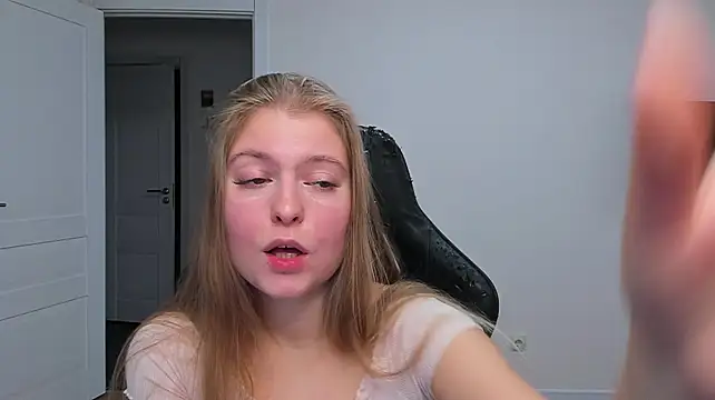 stacy_miracle: онлайн-секс-чат
